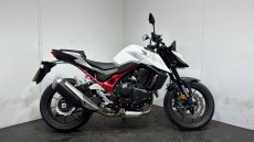 Honda CB750 Hornet (25MY)